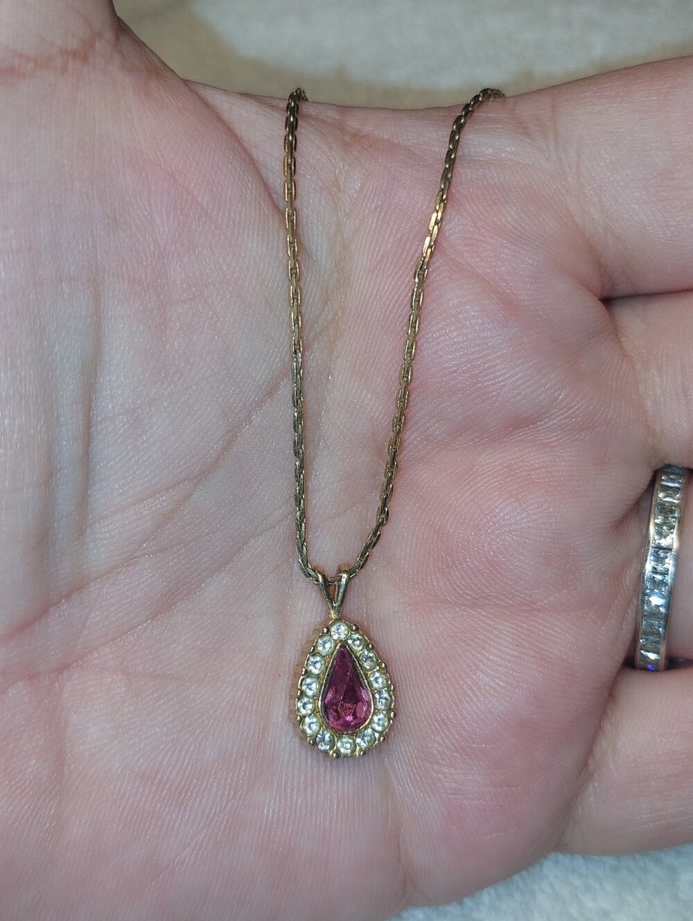 Avon Gold-Tone Pink Teardrop Pendant Necklace with Crystal Halo